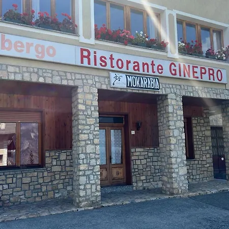 Ξενοδοχείο Ristorante Ginepro 2*