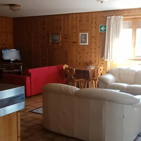 Ristorante Ginepro 2* Μπόρμιο